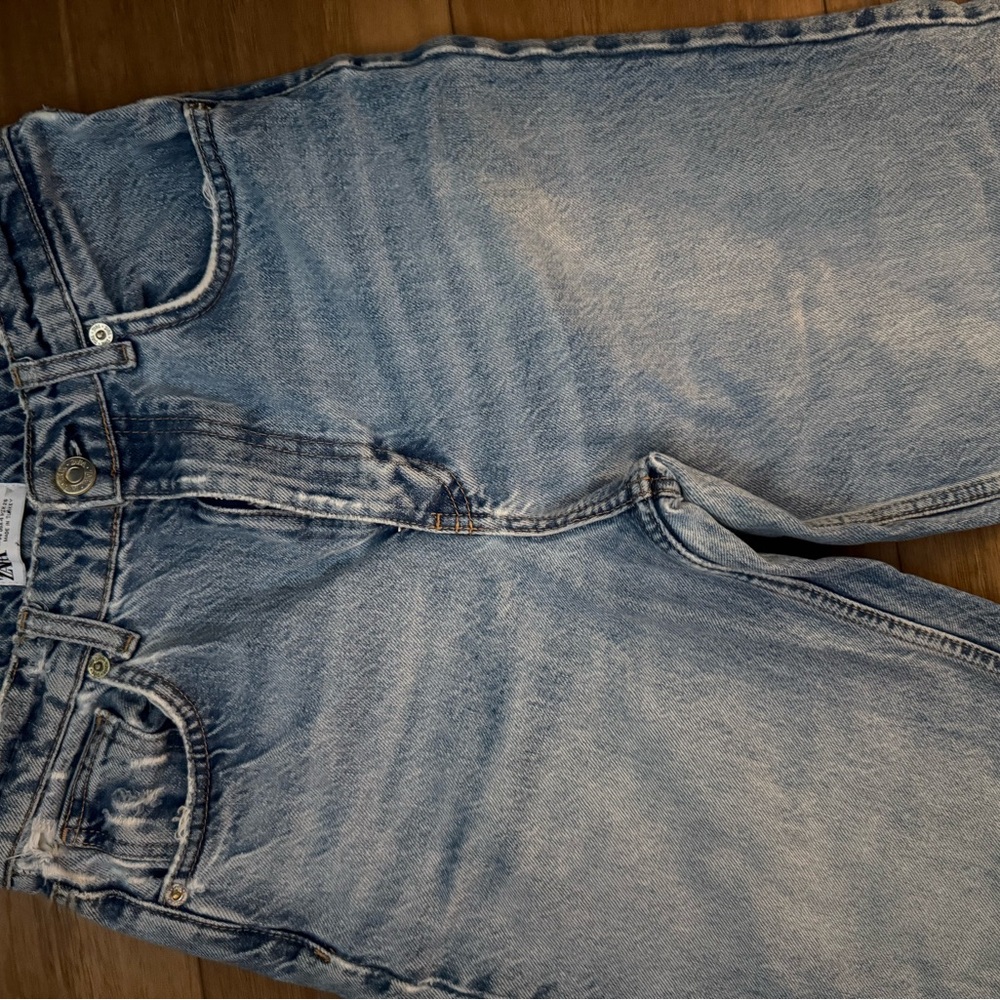 Men's Light Blue Jeans